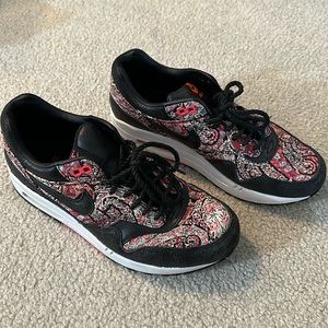 Nike Liberty of London x Air Max ‘Black Paisley’ women’s size 8